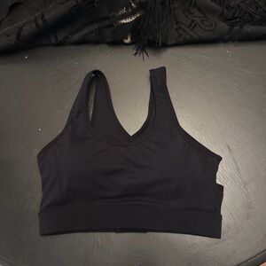 Nvgtn black cross back bra large